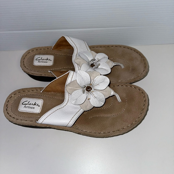 Clarks Shoes - Clarks Artisan Flower Top Sandals LEATHER Clogs Mules Sandals Shoes Women SZ 11
